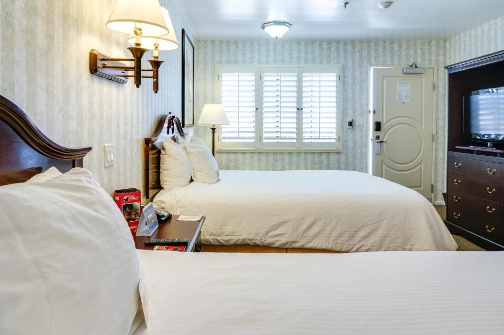 Carousel Inn And Suites Anaheim Exteriér fotografie